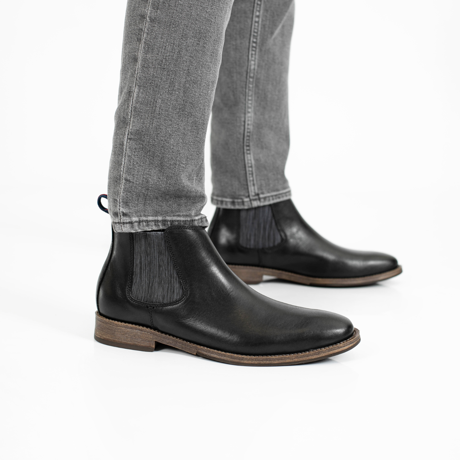 BOTA TORRES NEGRA Y BEIGE