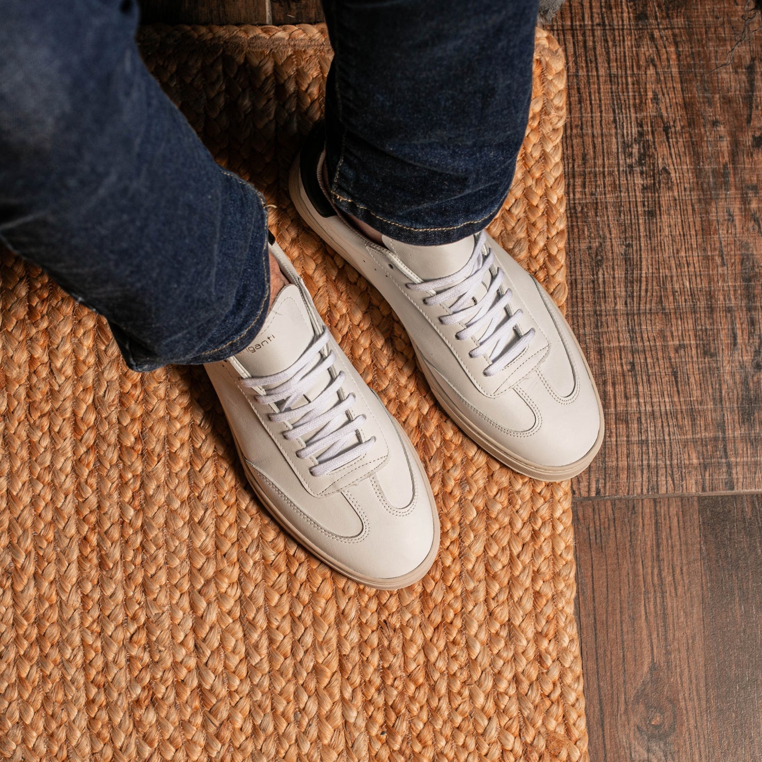 ZAPATILLA FINEAS BLANCA