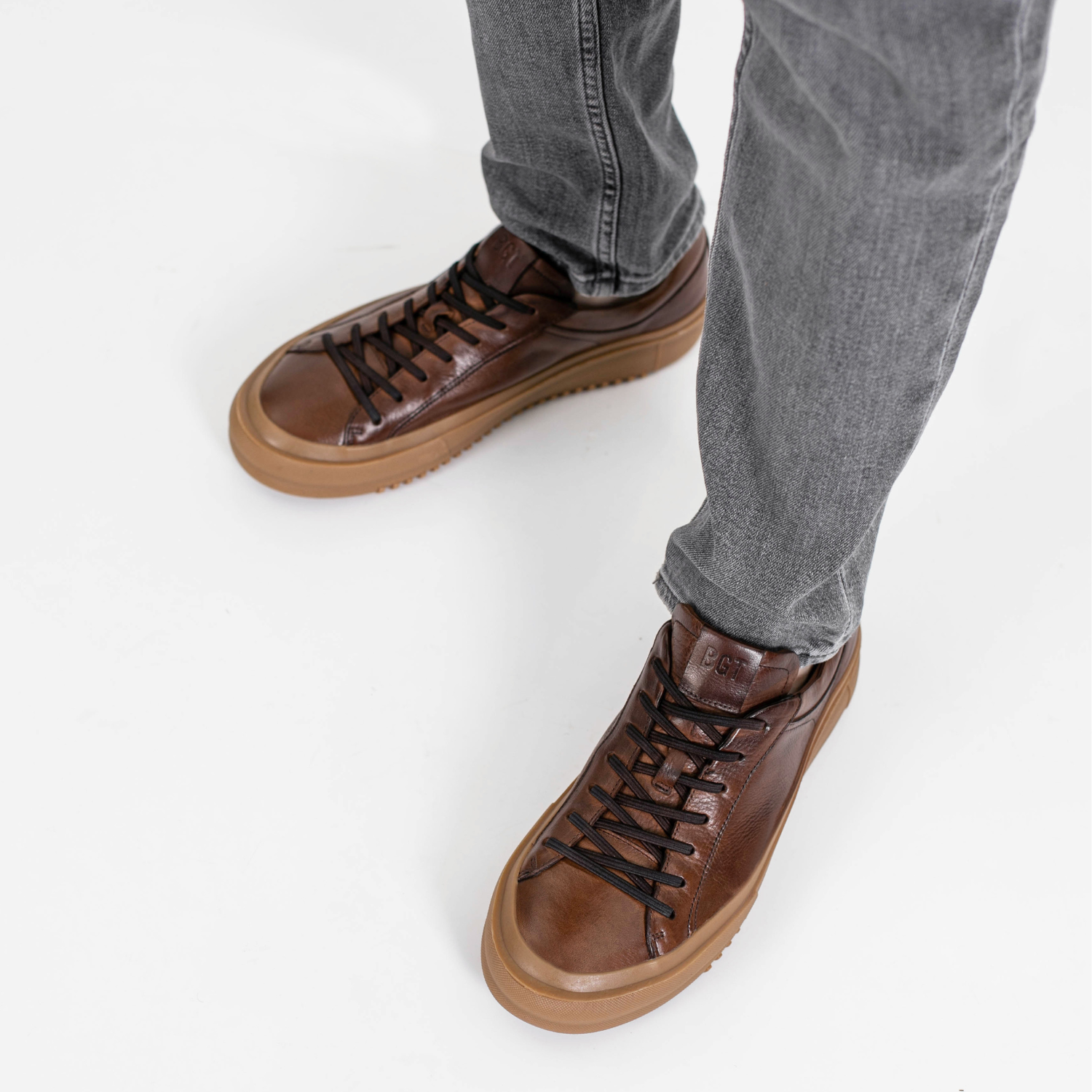 ZAPATILLA DECLAN CHOCOLATE