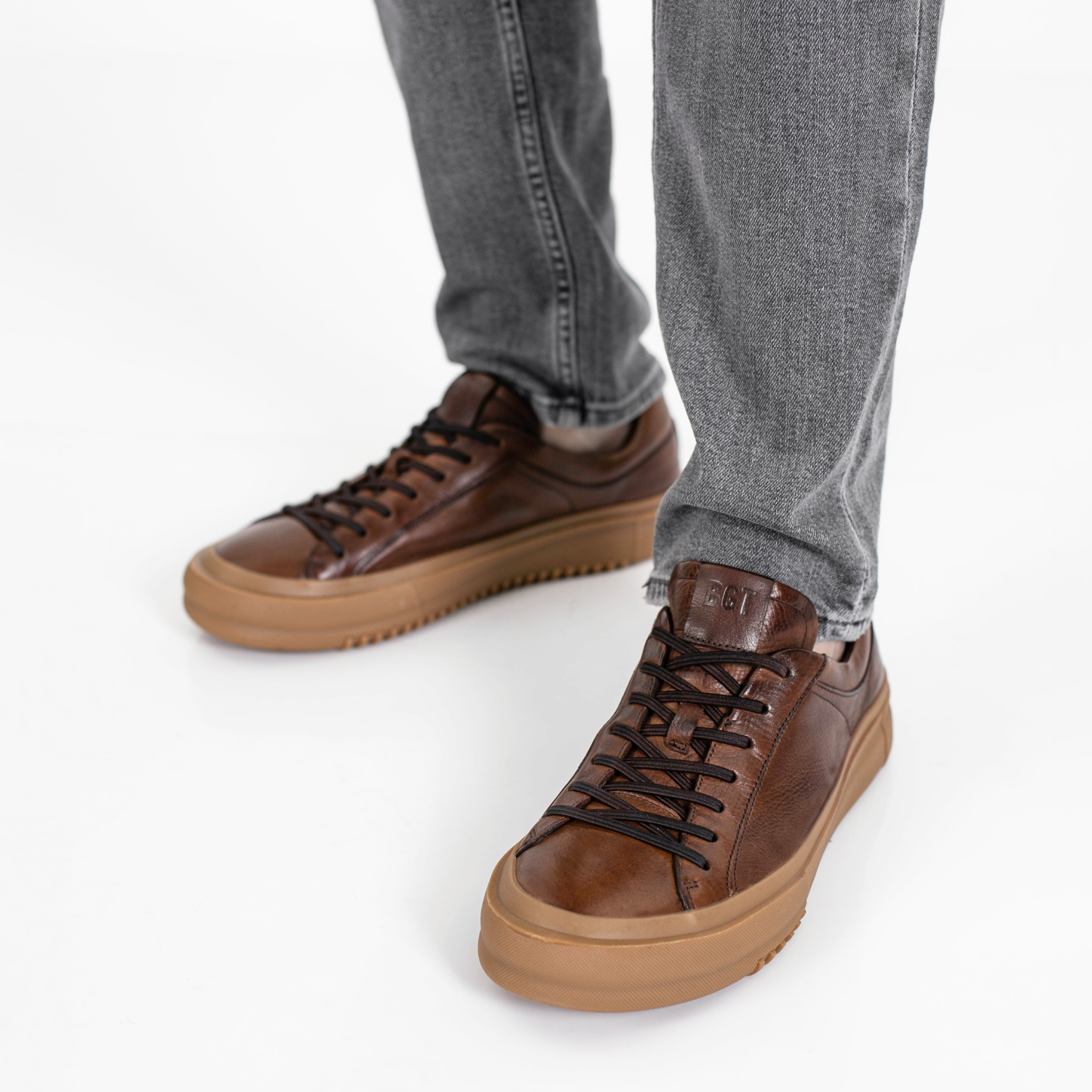 ZAPATILLA DECLAN CHOCOLATE