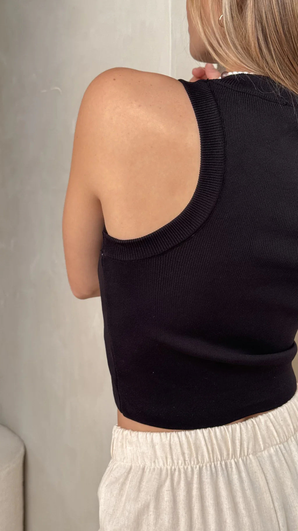 Musculosa tejida INDIA (Negro)