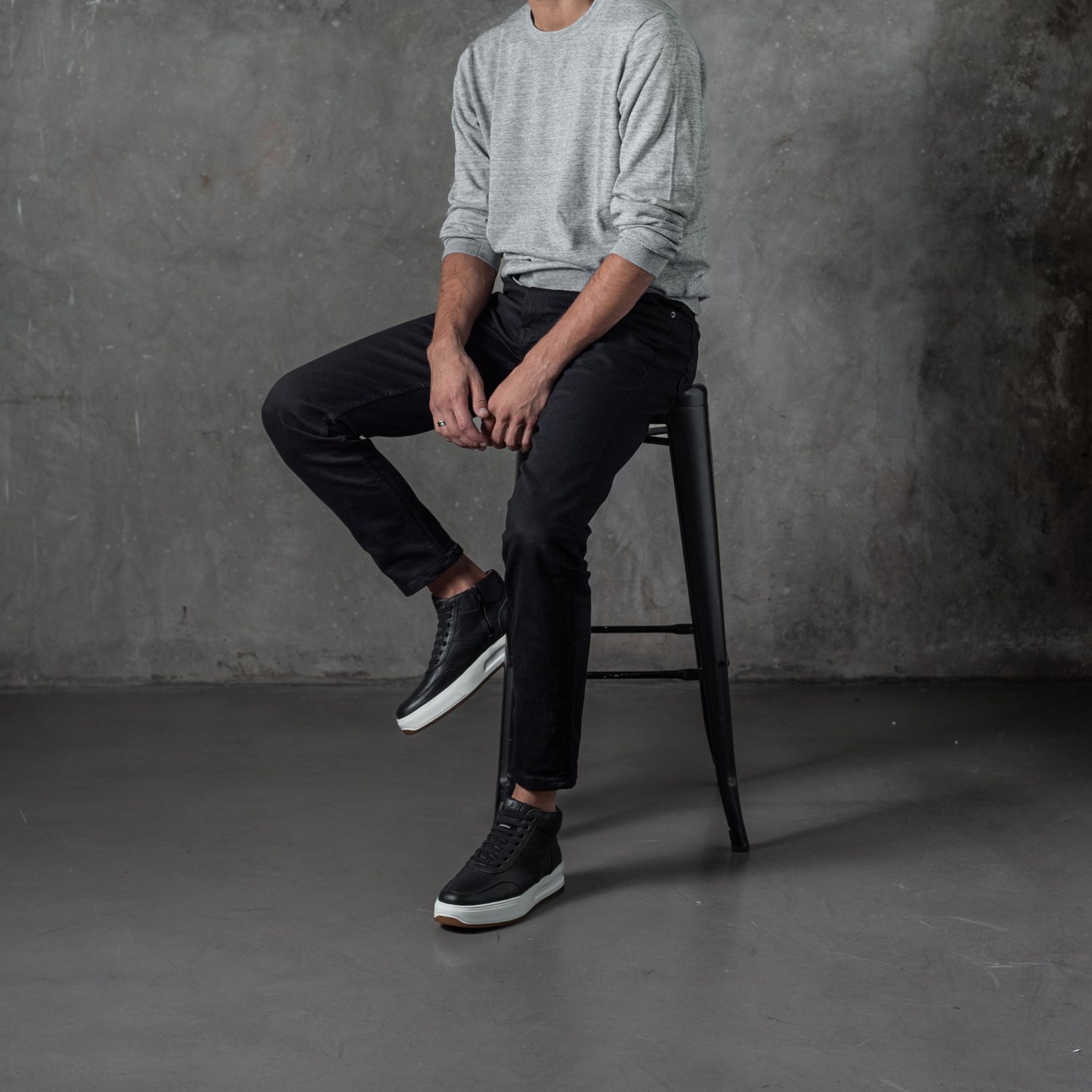 ZAPATILLA GROBER NEGRA