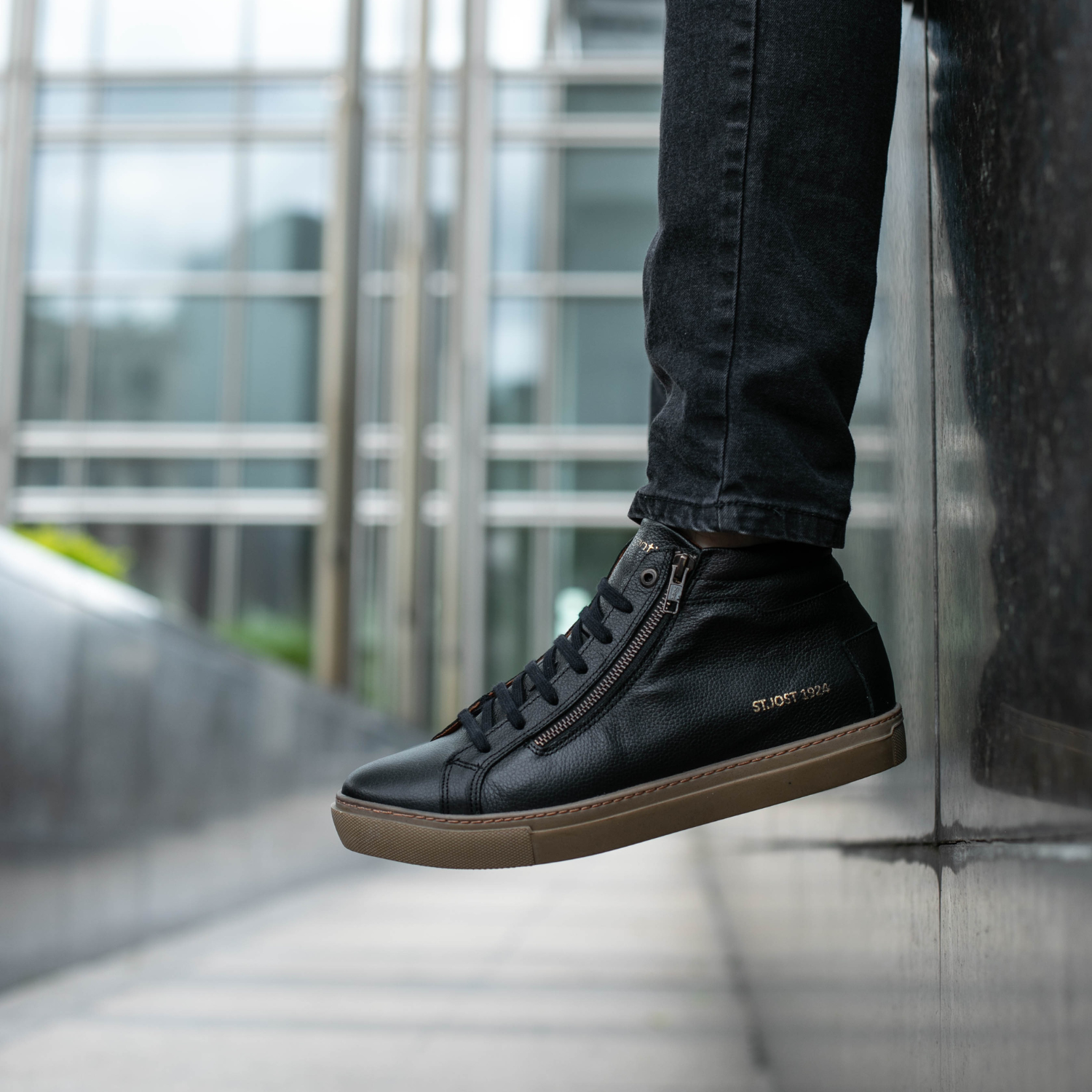 ZAPATILLA RAIDEN NEGRA