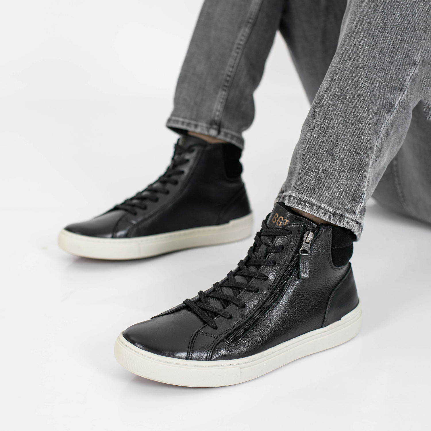 ZAPATILLA ORLANDO NEGRA