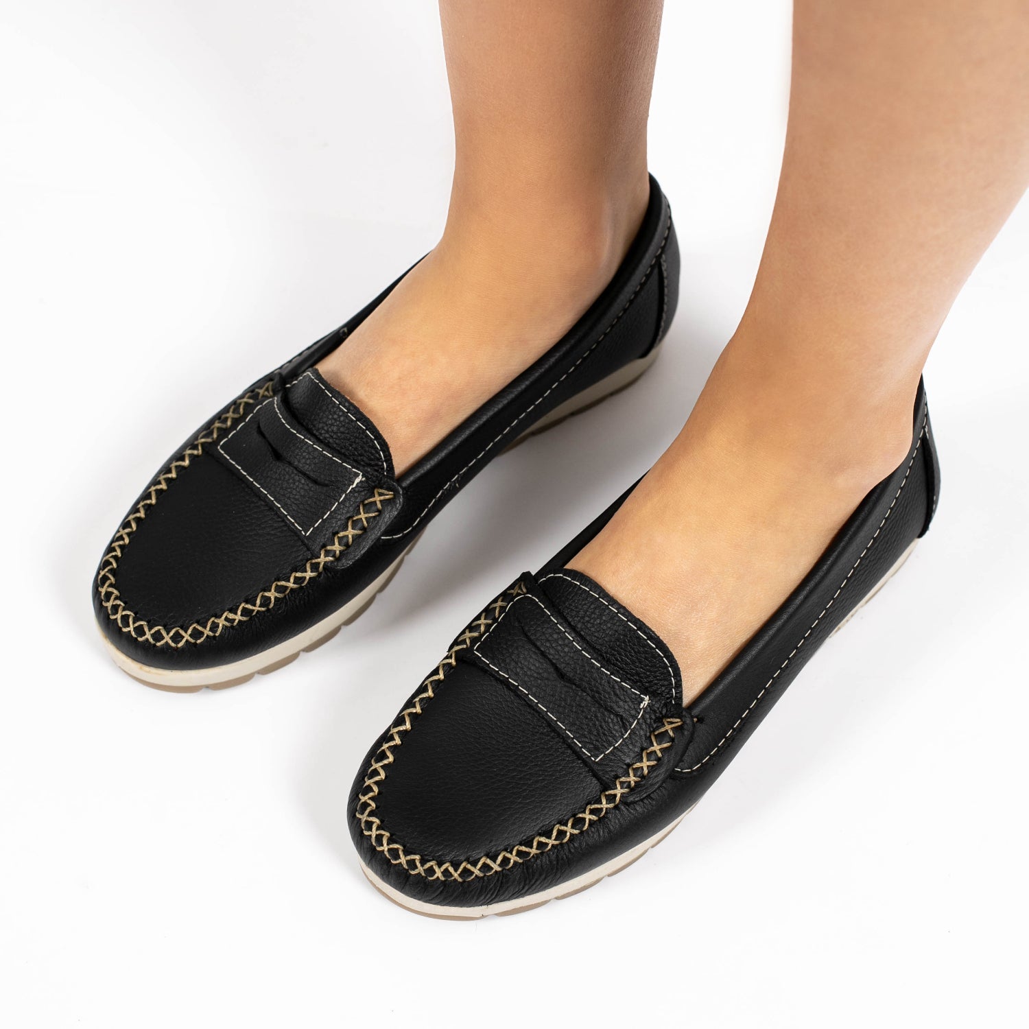 MOCASÍN PAMPA NEGRO