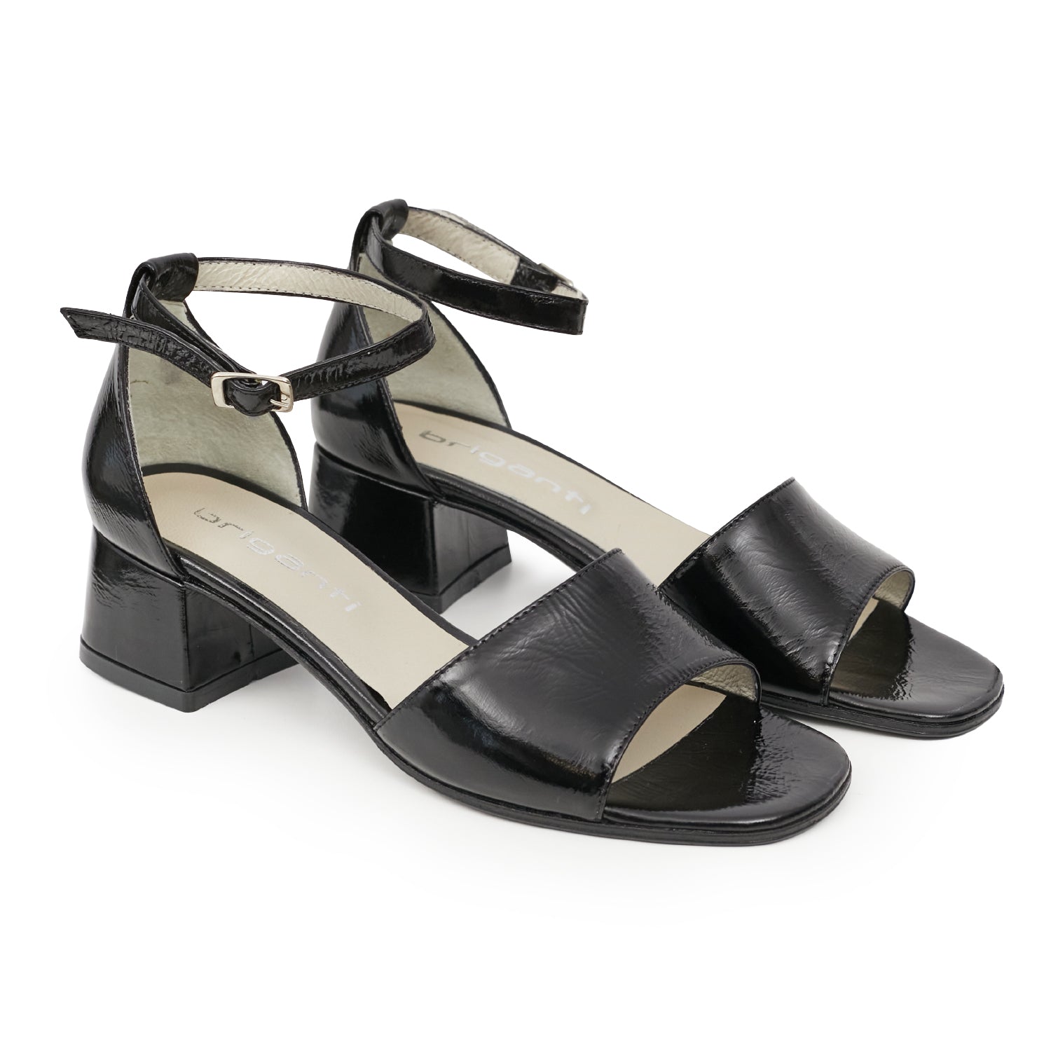 SANDALIA CORUM NEGRA