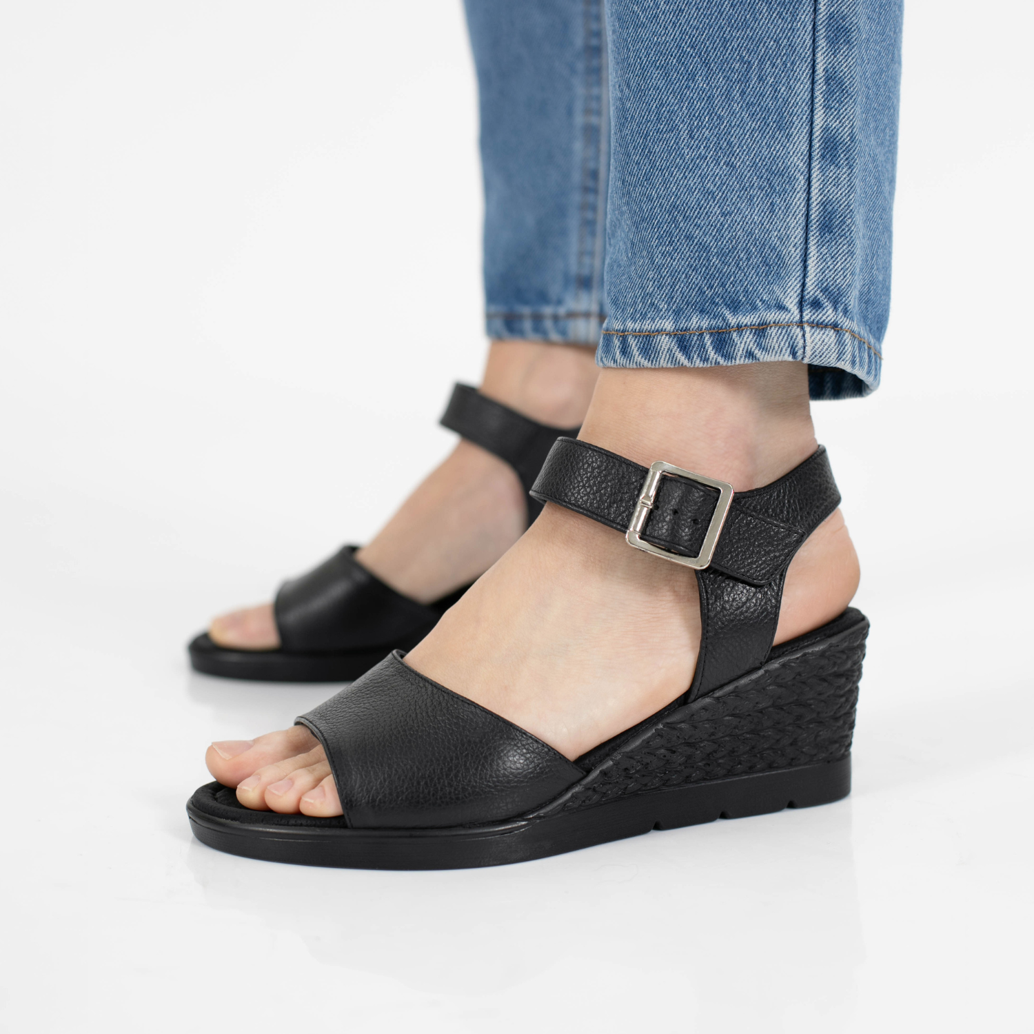 SANDALIA RUMOI NEGRA